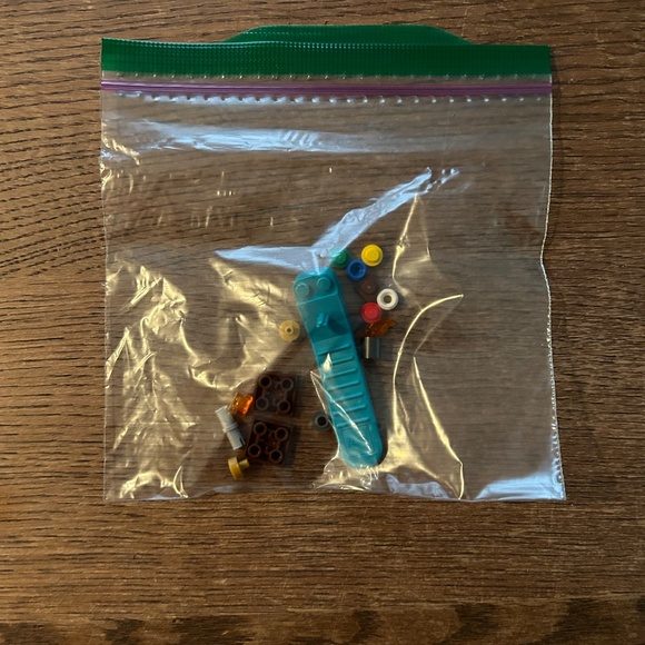 Lego Harry Potter Hogwarts Magical Trunk #76399 - Picture 12 of 12